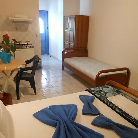 Pansion Giorgos & Rania Apartman Szkiáthosz